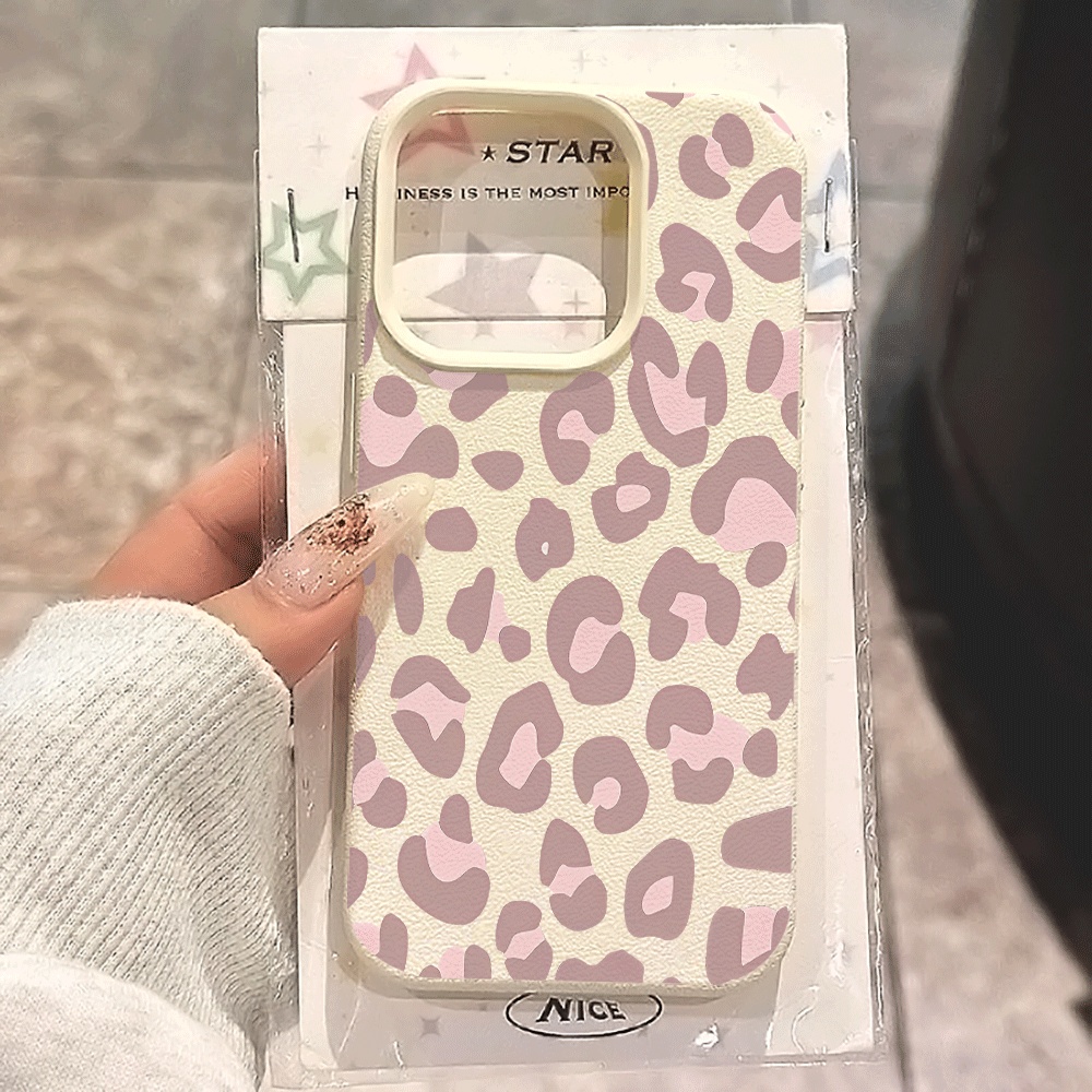 Apple Iphone 15 Pro Max - Jasnofioletowe etui na telefon z motywem